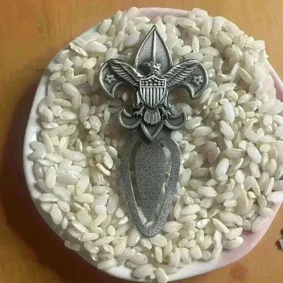 Fleur de Lis pewter eagle bookmark // Boy Scouts eagle USA vintage item - Picture 1 of 4